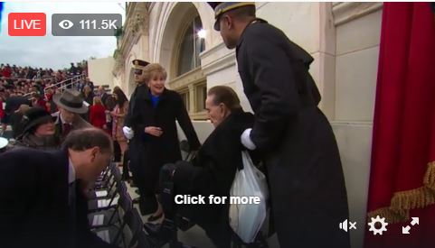 Toàn cảnh lễ tuyên thệ nhậm chức của Tổng thống Mỹ Donald Trump - VIDEO, ẢNH - ảnh 34