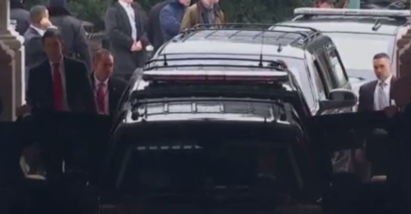 Toàn cảnh lễ tuyên thệ nhậm chức của Tổng thống Mỹ Donald Trump - VIDEO, ẢNH - ảnh 16