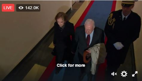 Toàn cảnh lễ tuyên thệ nhậm chức của Tổng thống Mỹ Donald Trump - VIDEO, ẢNH - ảnh 39