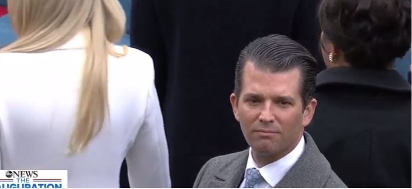 Toàn cảnh lễ tuyên thệ nhậm chức của Tổng thống Mỹ Donald Trump - VIDEO, ẢNH - ảnh 60