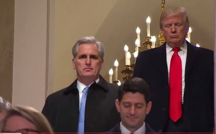 Toàn cảnh lễ tuyên thệ nhậm chức của Tổng thống Mỹ Donald Trump - VIDEO, ẢNH - ảnh 74