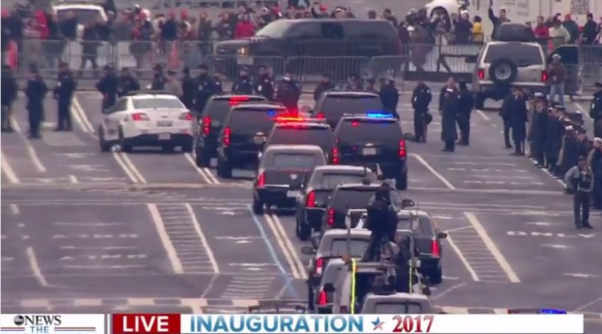 Toàn cảnh lễ tuyên thệ nhậm chức của Tổng thống Mỹ Donald Trump - VIDEO, ẢNH - ảnh 49