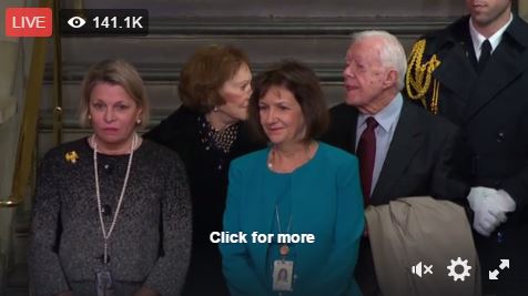 Toàn cảnh lễ tuyên thệ nhậm chức của Tổng thống Mỹ Donald Trump - VIDEO, ẢNH - ảnh 40