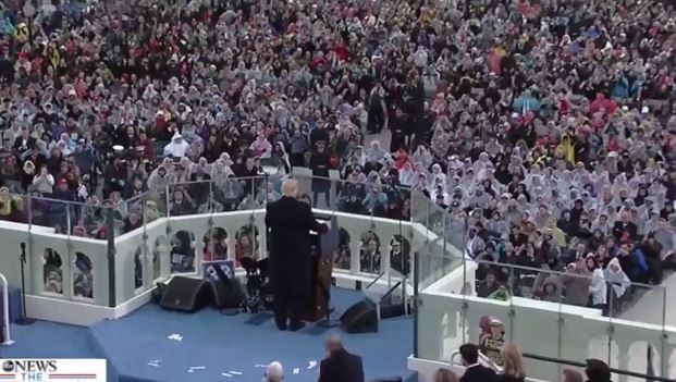 Toàn cảnh lễ tuyên thệ nhậm chức của Tổng thống Mỹ Donald Trump - VIDEO, ẢNH - ảnh 98